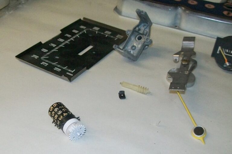 Collection of speedometer parts