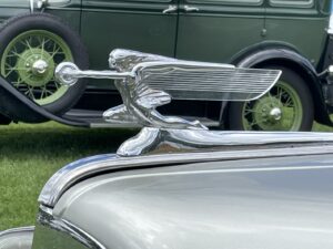 Ford hood emblem