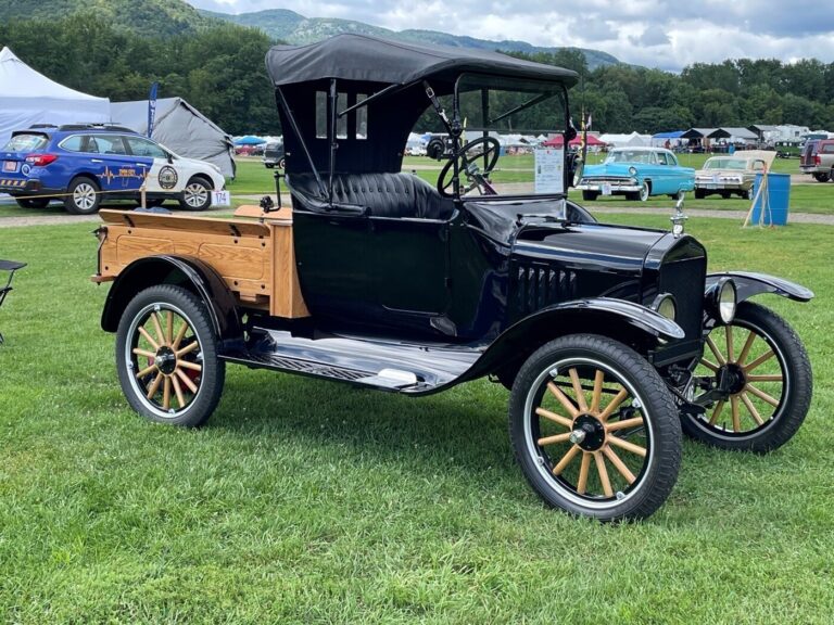 An early 1900s Ford Model T pickup truck is considered an antique car for old car classifications